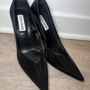 Steve Madden Elegant Black Heels
